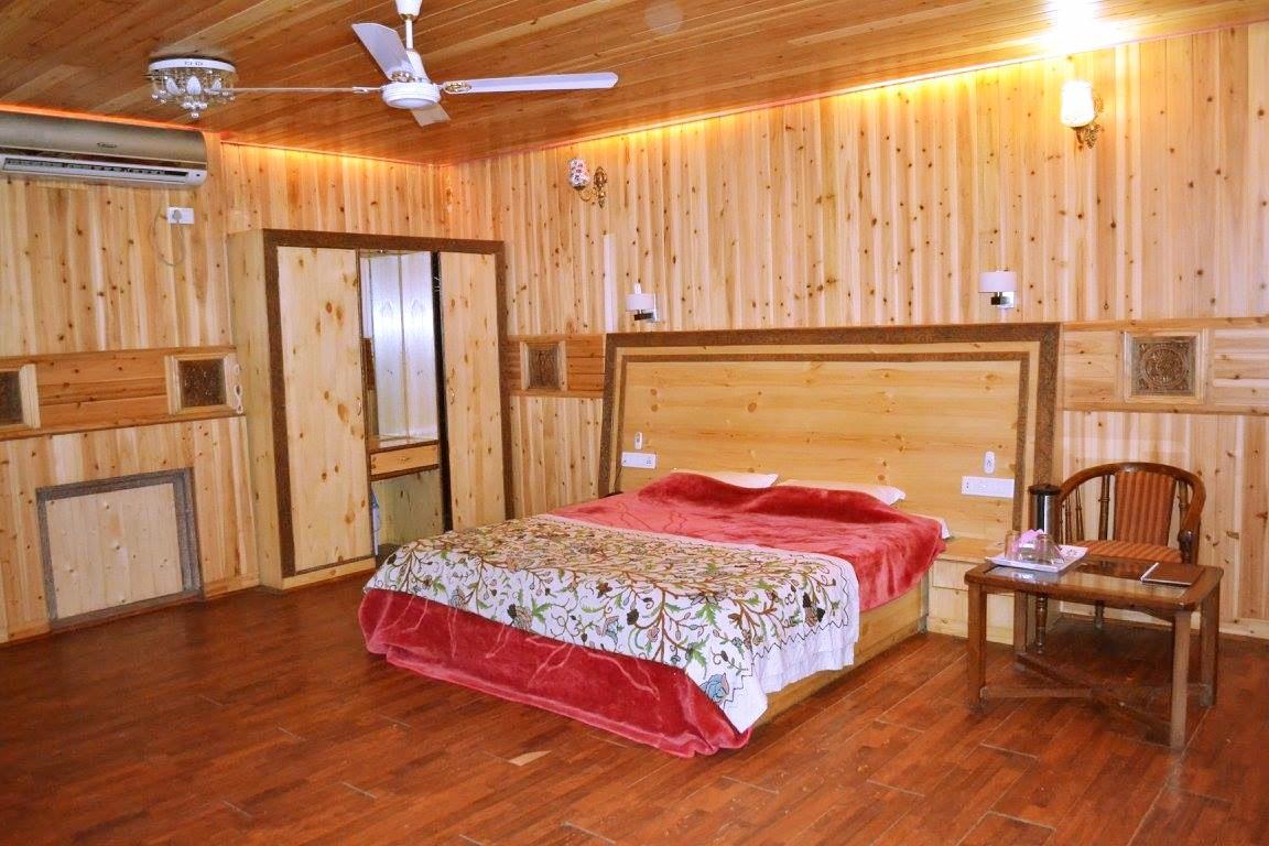 Royal Residency Hotel Srīnagar Екстериор снимка