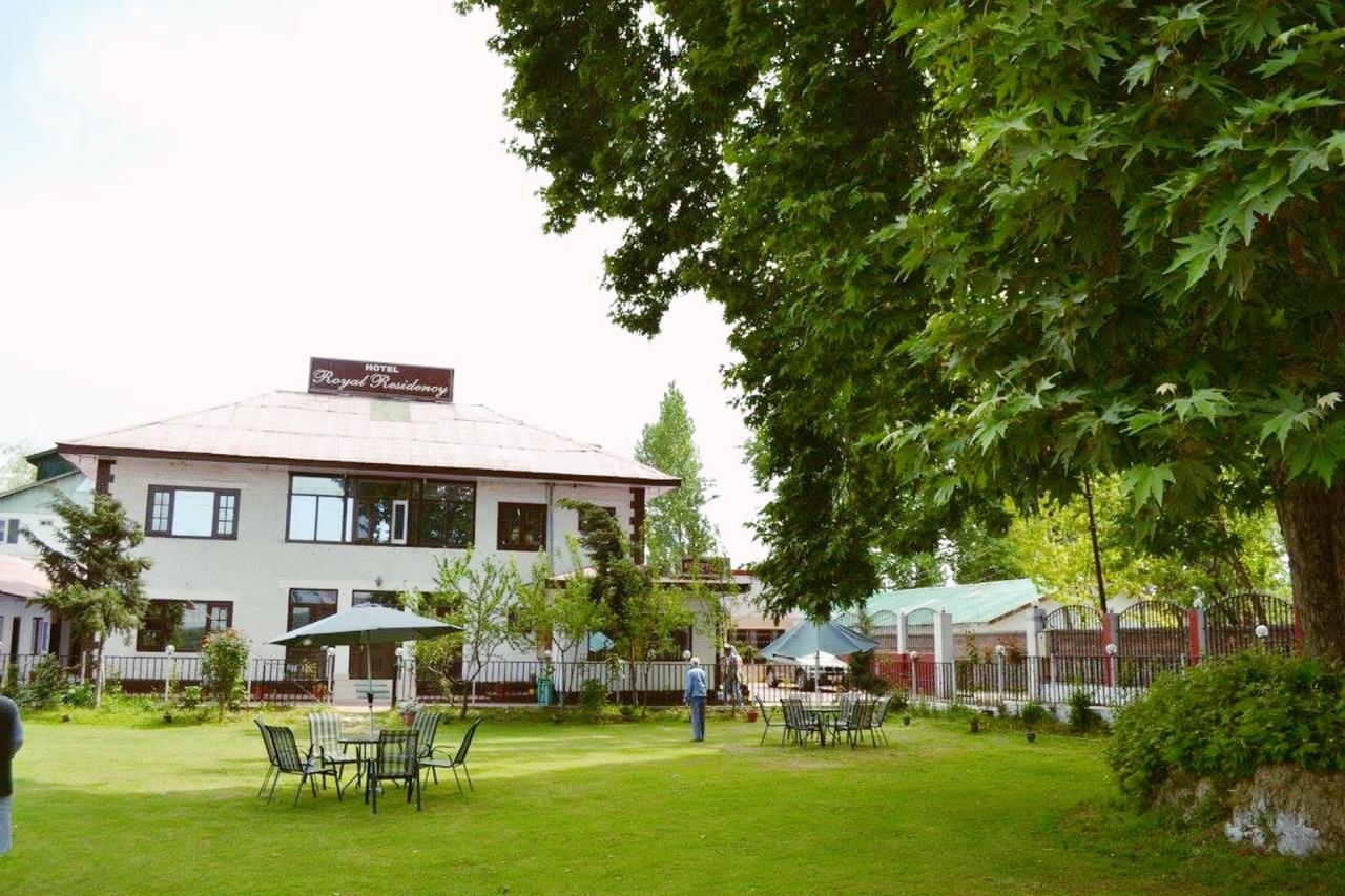 Royal Residency Hotel Srīnagar Екстериор снимка